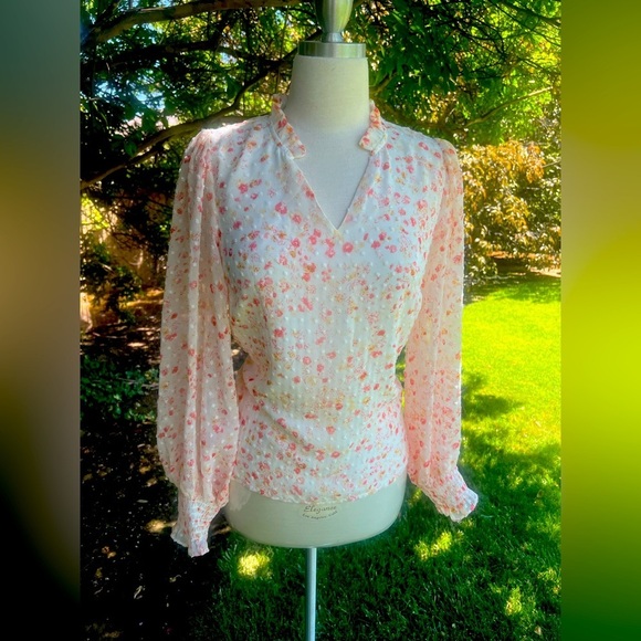 CeCe Coral Floral🌷 Blouse - Picture 1 of 8